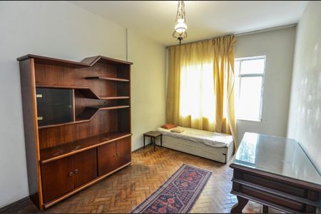 Apartamento à venda com 210m², 4 quartos e 2 vagas Apartamento à venda com 210m², 4 quartos e 2 vagasQuarto 2