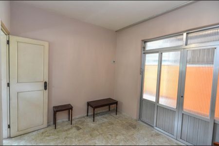 Apartamento à venda com 210m², 4 quartos e 2 vagas Apartamento à venda com 210m², 4 quartos e 2 vagasQuarto 1