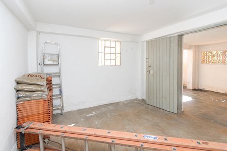 Casa à venda com 130m², 2 quartos e 2 vagas Casa à venda com 130m², 2 quartos e 2 vagasQuarto de Serviço