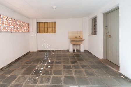 Casa à venda com 130m², 2 quartos e 2 vagas Casa à venda com 130m², 2 quartos e 2 vagasLavanderia