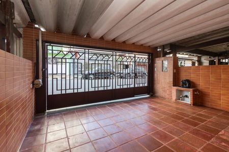 Casa à venda com 130m², 2 quartos e 2 vagas Casa à venda com 130m², 2 quartos e 2 vagasGaragem