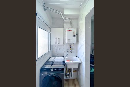 Apartamento à venda com 68m², 3 quartos e 1 vagaÁrea de Serviço