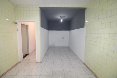 Casa para alugar com 80m², 2 quartos e sem vagaSala / Cozinha