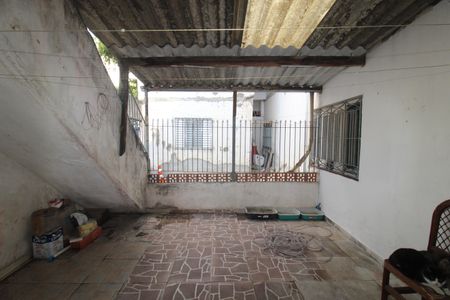 Casa para alugar com 80m², 2 quartos e sem vagaQuintal