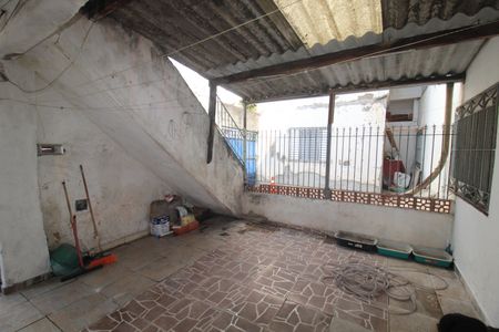 Casa para alugar com 80m², 2 quartos e sem vagaQuintal