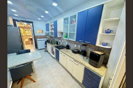 Cozinha de casa à venda com 5 quartos, 500m² em Belém Velho, Porto Alegre