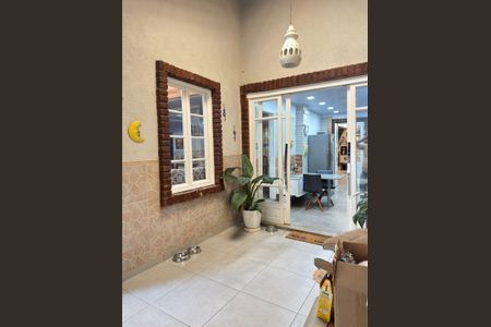 Área externa de casa à venda com 5 quartos, 500m² em Belém Velho, Porto Alegre