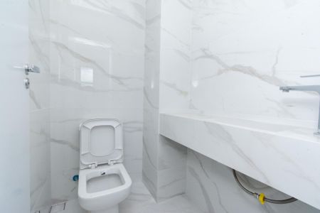 Apartamento à venda com 135m², 3 quartos e 3 vagas Apartamento à venda com 135m², 3 quartos e 3 vagasBanheiro Social