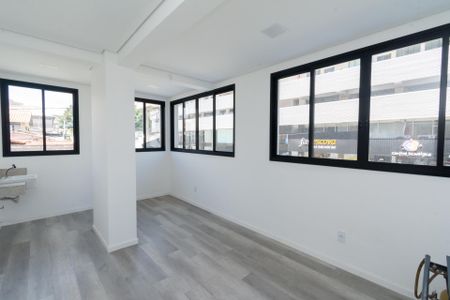 Apartamento à venda com 135m², 3 quartos e 3 vagas Apartamento à venda com 135m², 3 quartos e 3 vagasÁrea comum - Academia