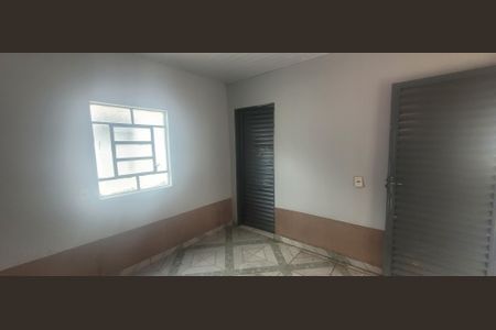 Banheiro do Quarto 1 de casa para alugar com 2 quartos, 70m² em Jardim América, Goiânia