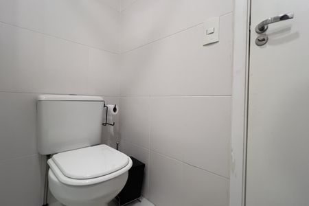 Apartamento para alugar com 68m², 2 quartos e 1 vaga Apartamento para alugar com 68m², 2 quartos e 1 vagaBanheiro