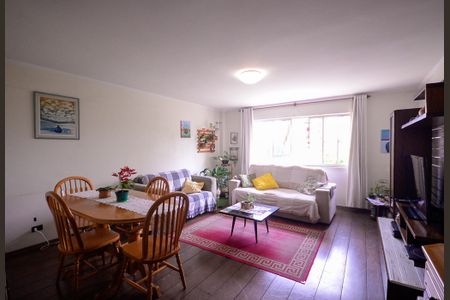 Apartamento à venda com 120m², 3 quartos e 1 vagaSala 