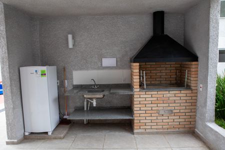 Apartamento para alugar com 38m², 2 quartos e sem vagaÁrea comum - Churrasqueira