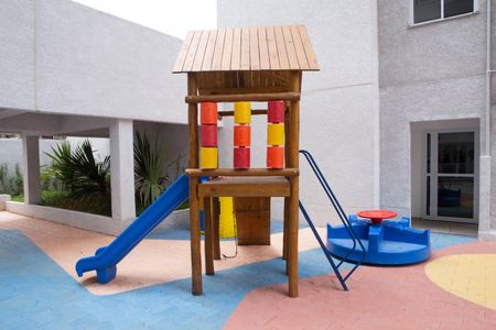 Apartamento para alugar com 38m², 2 quartos e sem vagaÁrea comum - Playground