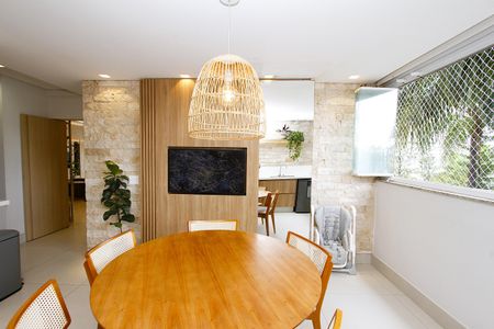 Apartamento à venda com 100m², 3 quartos e 2 vagasSala de Jantar