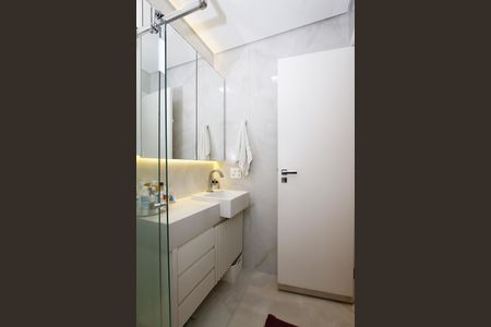 Apartamento à venda com 100m², 3 quartos e 2 vagasBanheiro da Suíte