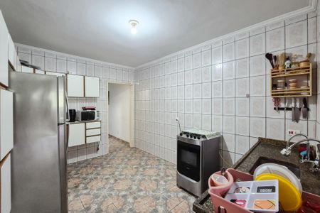 Casa à venda com 100m², 2 quartos e 1 vaga Casa à venda com 100m², 2 quartos e 1 vagaCozinha