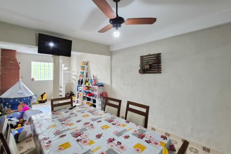 Casa à venda com 100m², 2 quartos e 1 vaga Casa à venda com 100m², 2 quartos e 1 vagaCozinha