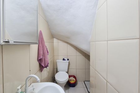 Casa à venda com 100m², 2 quartos e 1 vaga Casa à venda com 100m², 2 quartos e 1 vagaLavabo