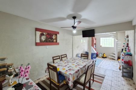 Casa à venda com 100m², 2 quartos e 1 vaga Casa à venda com 100m², 2 quartos e 1 vagaCozinha