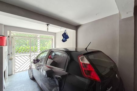 Casa à venda com 100m², 2 quartos e 1 vaga Casa à venda com 100m², 2 quartos e 1 vagaGaragem