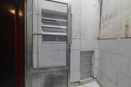 Casa de condomínio para alugar com 99m², 2 quartos e sem vaga