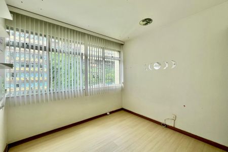 Apartamento à venda com 78m², 2 quartos e 1 vagaQuarto 2