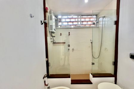 Apartamento à venda com 78m², 2 quartos e 1 vagaBanheiro 