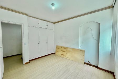 Apartamento à venda com 78m², 2 quartos e 1 vagaQuarto 2