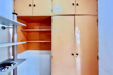 Apartamento à venda com 78m², 2 quartos e 1 vagaQuarto de Serviço