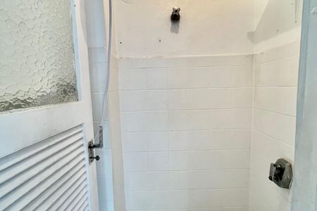 Apartamento à venda com 78m², 2 quartos e 1 vagaBanheiro de serviço