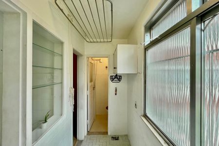 Apartamento à venda com 78m², 2 quartos e 1 vagaÁrea de Serviço