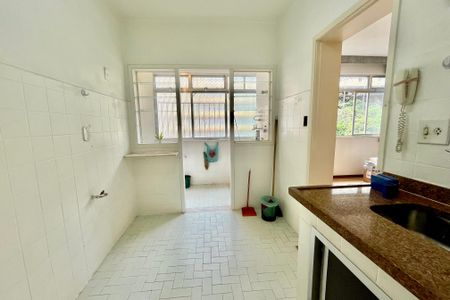 Apartamento à venda com 78m², 2 quartos e 1 vagaCozinha 