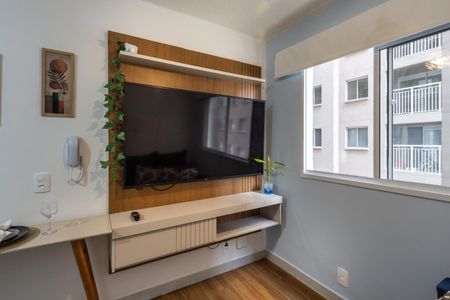 Sala de apartamento para alugar com 1 quarto, 24m² em Parque Industrial Tomas Edson, São Paulo