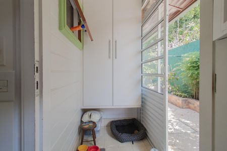 Casa para alugar com 300m², 4 quartos e 6 vagasCozinha