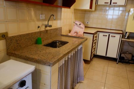 Apartamento à venda com 61m², 2 quartos e 1 vagaCozinha