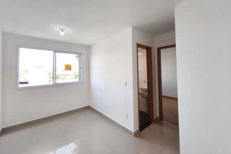 Sala de apartamento à venda com 2 quartos, 43m² em Fundacao da Casa Popular, Campinas