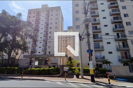 Apartamento para alugar com 52m², 2 quartos e 1 vagaFachada e portaria