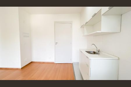 cozinha de apartamento para alugar com 2 quartos, 39m² em Jaguaré, São Paulo