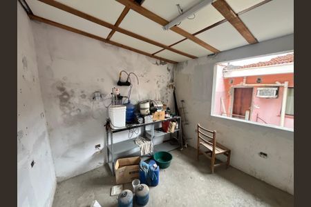 Casa para alugar com 250m², 3 quartos e 6 vagas Casa para alugar com 250m², 3 quartos e 6 vagasCasa dos Fundos