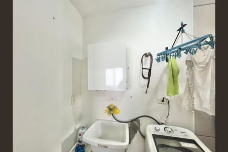 Casa para alugar com 250m², 3 quartos e 6 vagas Casa para alugar com 250m², 3 quartos e 6 vagasLavanderia