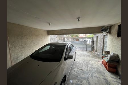 Casa para alugar com 250m², 3 quartos e 6 vagas Casa para alugar com 250m², 3 quartos e 6 vagasGaragem