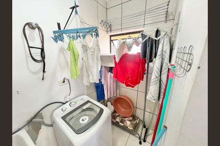 Casa para alugar com 250m², 3 quartos e 6 vagas Casa para alugar com 250m², 3 quartos e 6 vagasLavanderia