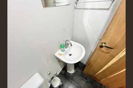 Casa para alugar com 250m², 3 quartos e 6 vagas Casa para alugar com 250m², 3 quartos e 6 vagasLavabo