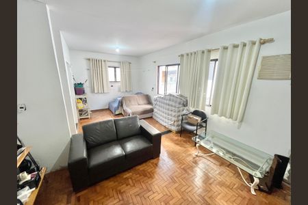 Casa para alugar com 250m², 3 quartos e 6 vagas Casa para alugar com 250m², 3 quartos e 6 vagasQuarto 3