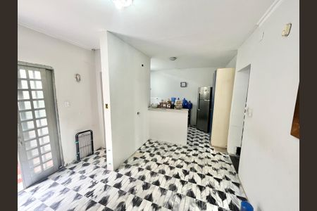 Casa para alugar com 250m², 3 quartos e 6 vagas Casa para alugar com 250m², 3 quartos e 6 vagasCozinha