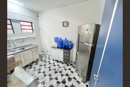 Casa para alugar com 250m², 3 quartos e 6 vagas Casa para alugar com 250m², 3 quartos e 6 vagasCozinha