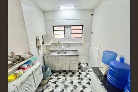Casa para alugar com 250m², 3 quartos e 6 vagas Casa para alugar com 250m², 3 quartos e 6 vagasCozinha