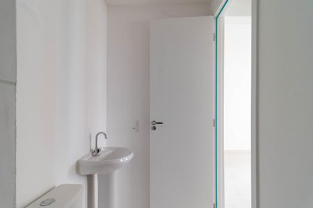 Apartamento para alugar com 43m², 2 quartos e sem vaga Apartamento para alugar com 43m², 2 quartos e sem vagaBanheiro