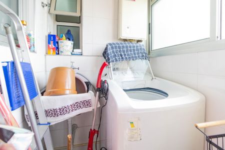 Apartamento à venda com 158m², 3 quartos e 2 vagas Apartamento à venda com 158m², 3 quartos e 2 vagasÁrea de Serviço